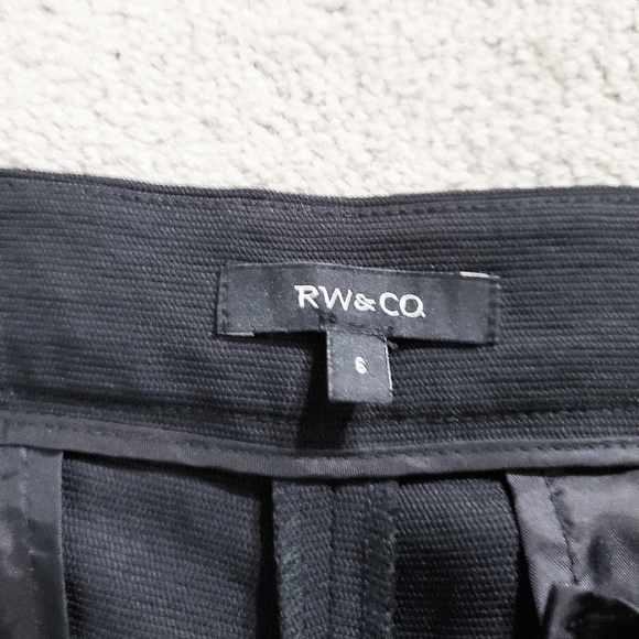 RW&CO Black Culottes - Picture 2 of 2
